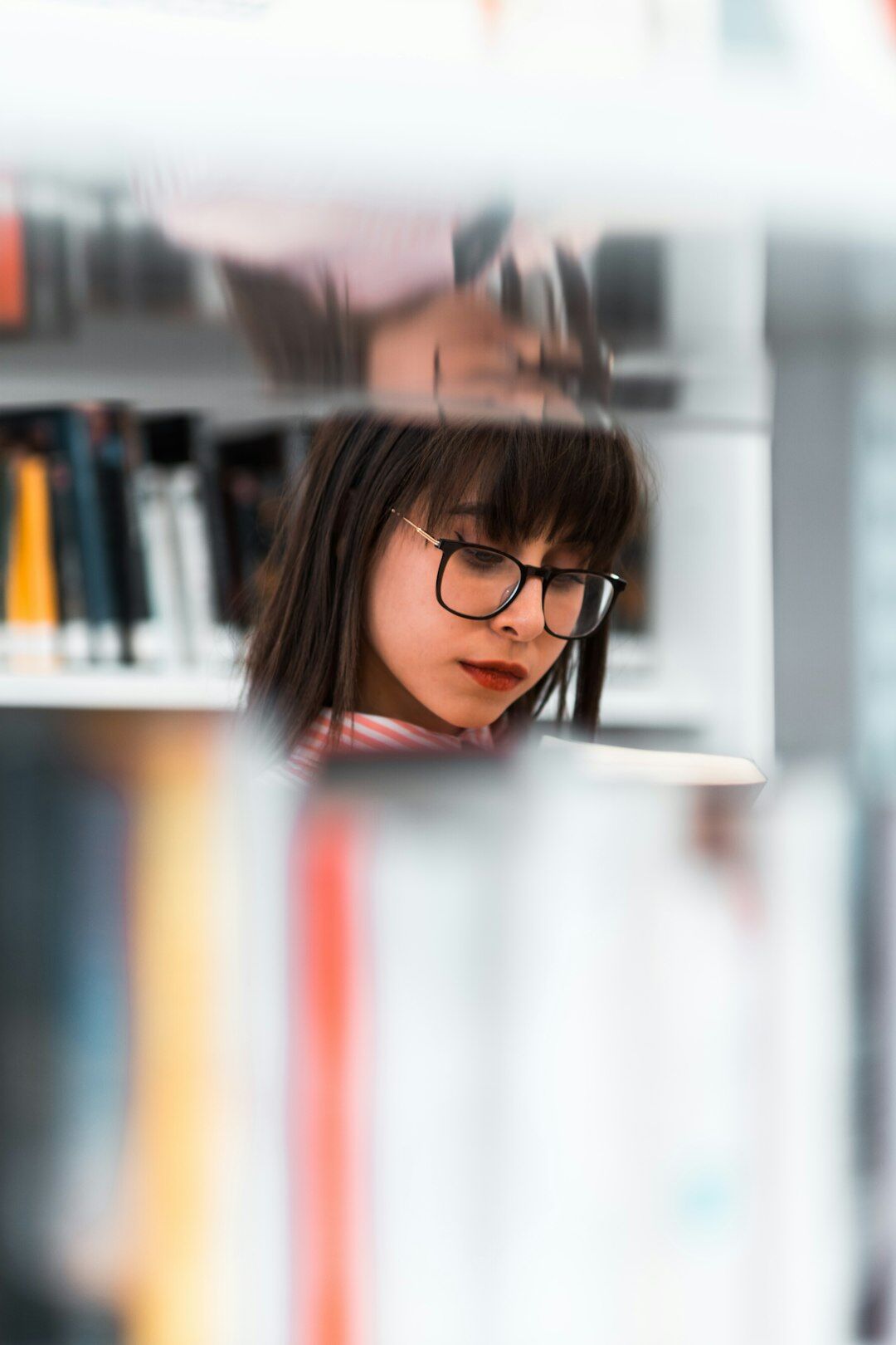 Portrait of a Czech woman in her 30s, fact-checking researcher, holding a tablet